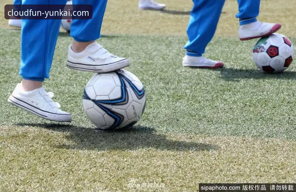 揭秘：蓝色军团三度折戟，一场数字背后的足球创新启示